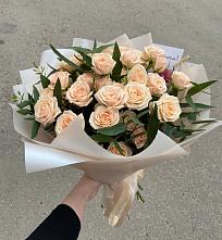 Букет Кремовые розы Латте в Новоселово